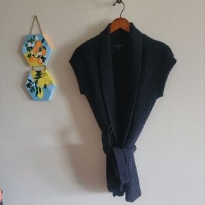 Gap belted heavy knit alpaca short sleeved vest cardigan Women's size Small